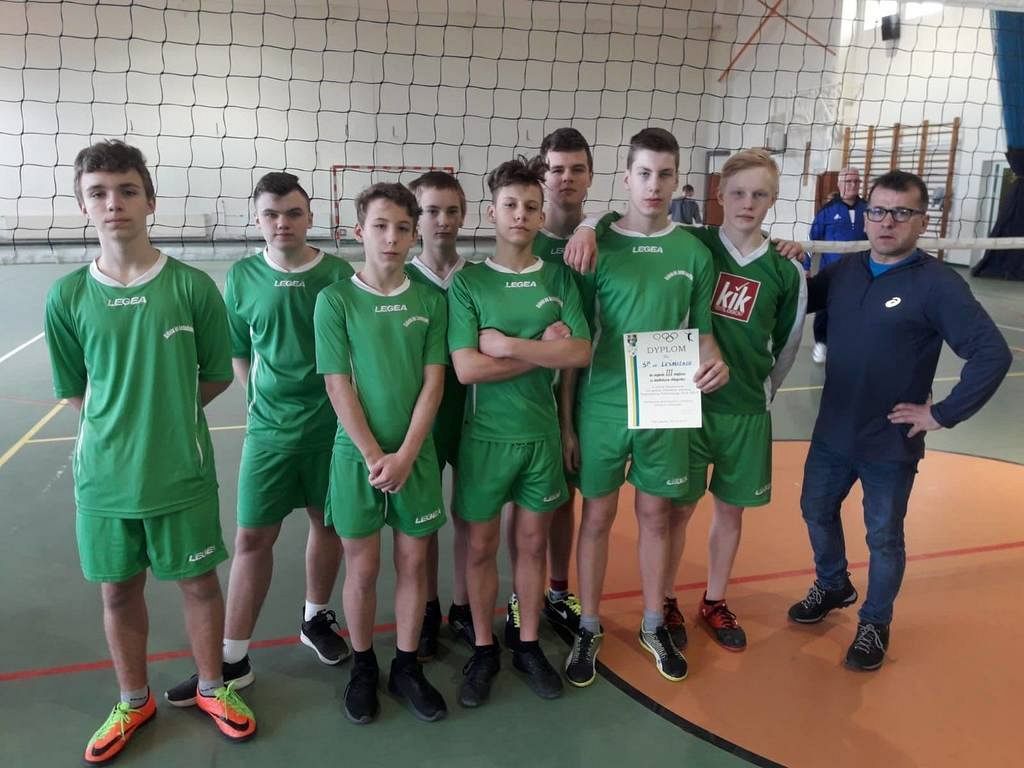 Grafika #0: Zawody powiatowe w piłkę siatkową.