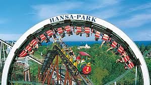 Grafika #0: Wycieczka szkolna do parku rozrywki HANSA PARK