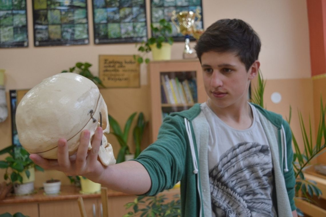 Grafika #0: FINALISTA WOJEWÓDZKIEGO KONKURSU BIOLOGICZNEGO