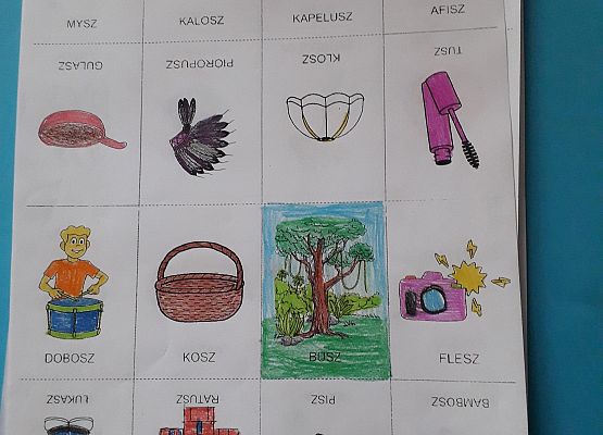 Pomoce do zajęć logopedycznych wykonane przez uczniów klasy 2 i 3