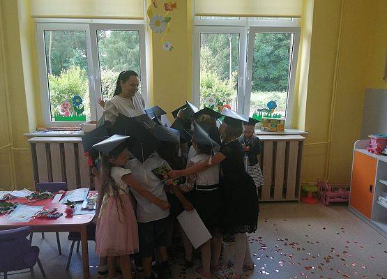 Grafika 1: Zakończenie projektu "Przedszkole z klasą w Gminie Nowa Wieś Lęborska"