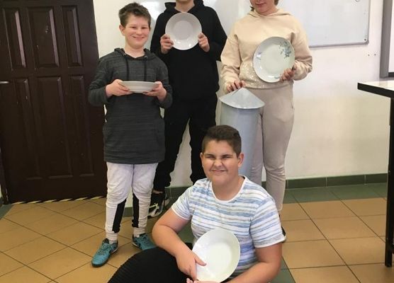 "Mały Książę przybywa na Ziemię" klasa 7