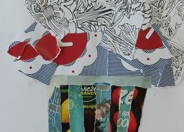 kolaż z makulatury- Wiktoria klasa 3