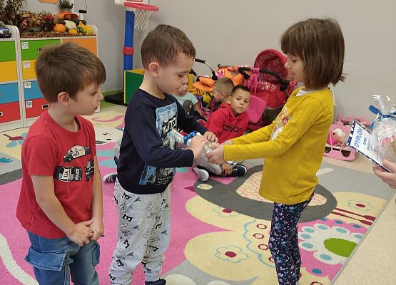 Wręczenie upominków
