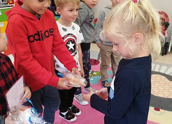 Wręczenie upominków