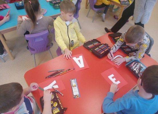 Grafika 9: Europejski Dzień Logopedy