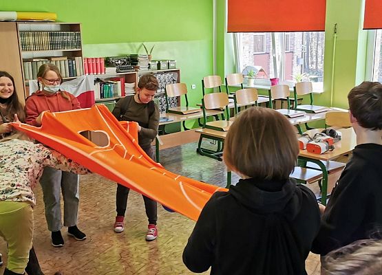 Grafika 19: Dzień Nowych Technologii w Edukacji - Pierwszy Dzień Wiosny - Światowy Dzień Zespołu Downa