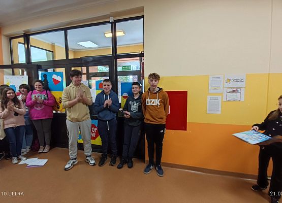 Grafika 40: Dzień Nowych Technologii w Edukacji - Pierwszy Dzień Wiosny - Światowy Dzień Zespołu Downa