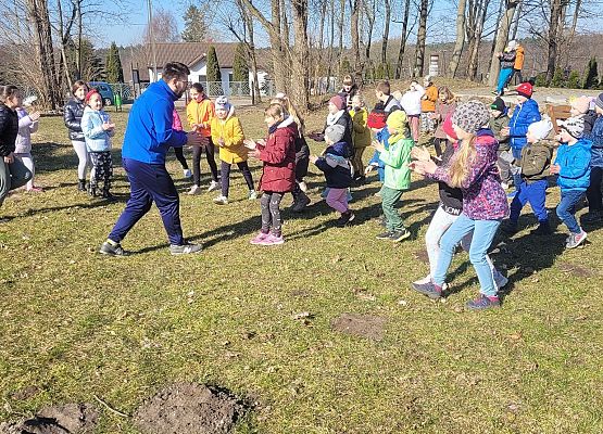 1 Dzień Wiosny- zabawy taneczne