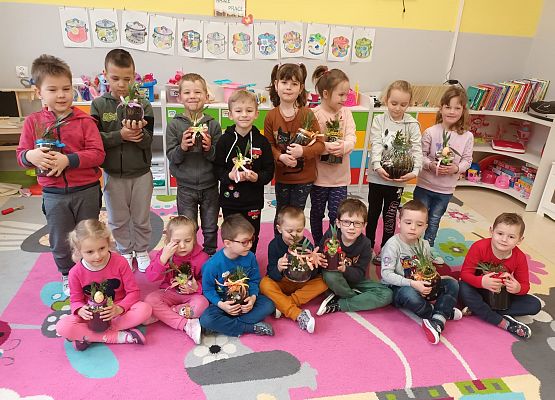 robimy ogród w słoiku- oddział przedszkolny