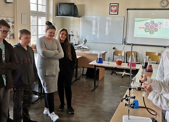 Grafika 15: Dzień otwarty w Społecznym Liceum Ogólnokształcącym w Lęborku