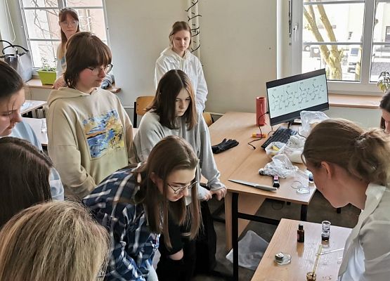 Grafika 2: Dzień otwarty w Społecznym Liceum Ogólnokształcącym w Lęborku