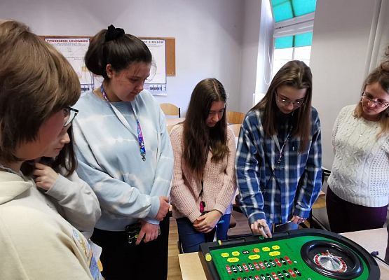 Grafika 8: Dzień otwarty w Społecznym Liceum Ogólnokształcącym w Lęborku