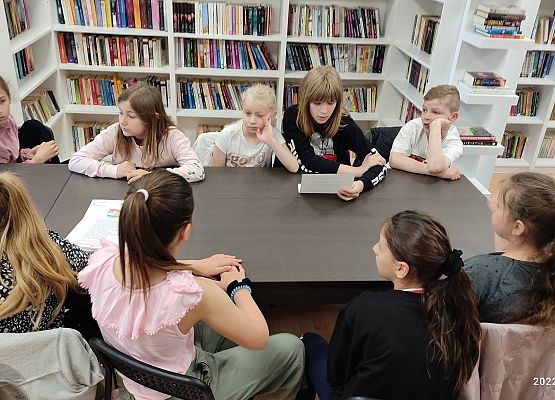 „Biblioteczne podchody”.- klasa 3