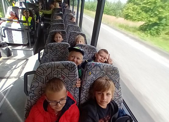 przejazd dzieci autobusem