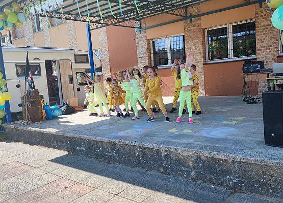 Grafika 8: Festyn Rodzinny z okazji Dnia Dziecka