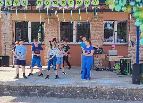 Grafika 11: Festyn Rodzinny z okazji Dnia Dziecka