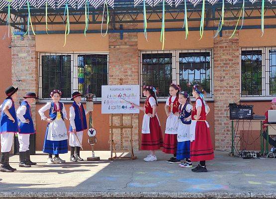 Grafika 12: Festyn Rodzinny z okazji Dnia Dziecka