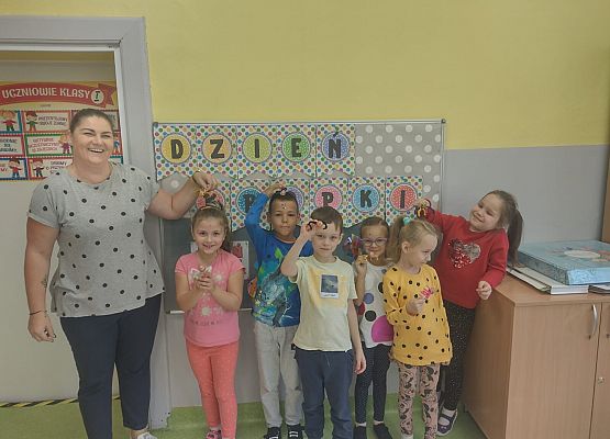 DZIEŃ KROPKI W KLASIE 1-zdjęcie klasowe