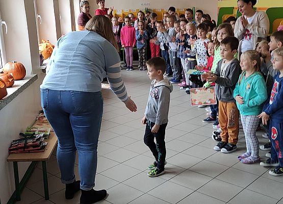 Grafika 4: Rozstrzygnięcie V szkolnego konkursu na "Dyniowy Lampion"