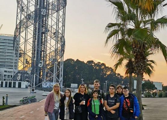 Gruzja - uczniowie SP Leśnice