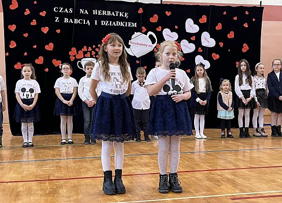 Lena i Zosia z klasy 2