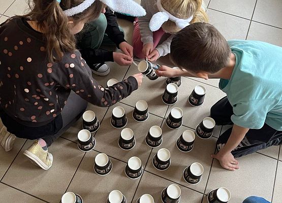 zabawy na holu Maluchów