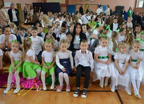 Grafika 68: Dzień Patrona Szkoły oraz Stulecie Lasów Państwowych