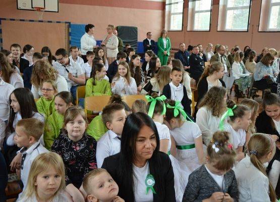 Grafika 94: Dzień Patrona Szkoły oraz Stulecie Lasów Państwowych