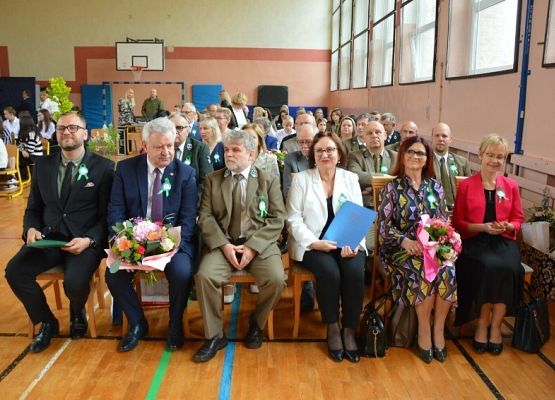 Grafika 95: Dzień Patrona Szkoły oraz Stulecie Lasów Państwowych