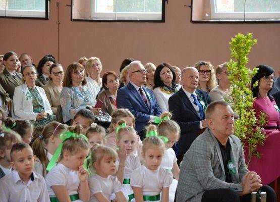 Grafika 121: Dzień Patrona Szkoły oraz Stulecie Lasów Państwowych