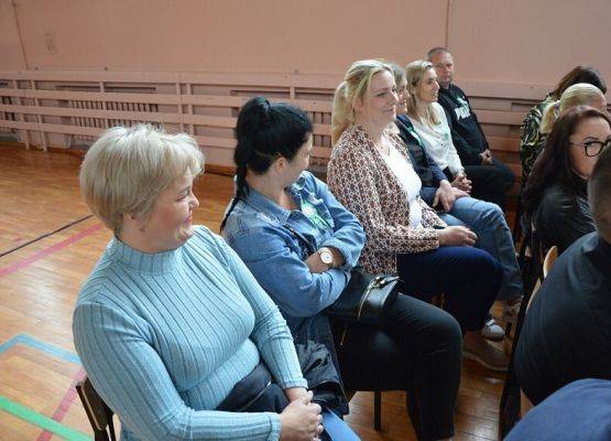 Grafika 125: Dzień Patrona Szkoły oraz Stulecie Lasów Państwowych