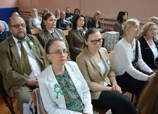 Grafika 112: Dzień Patrona Szkoły oraz Stulecie Lasów Państwowych