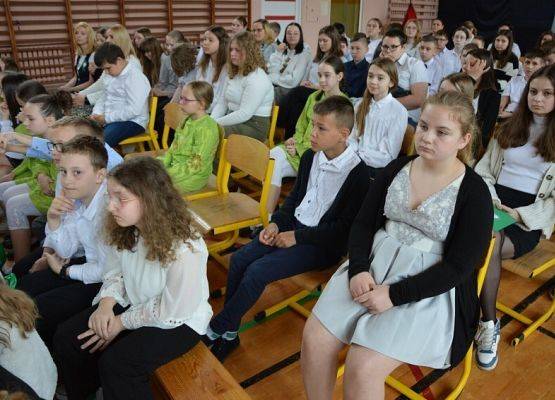 Grafika 78: Dzień Patrona Szkoły oraz Stulecie Lasów Państwowych