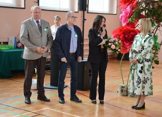 Grafika 87: Dzień Patrona Szkoły oraz Stulecie Lasów Państwowych