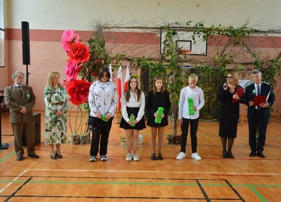 Grafika 11: Dzień Patrona Szkoły oraz Stulecie Lasów Państwowych