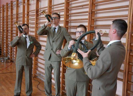 Grafika 21: Dzień Patrona Szkoły oraz Stulecie Lasów Państwowych