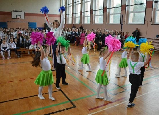 Grafika 35: Dzień Patrona Szkoły oraz Stulecie Lasów Państwowych