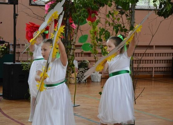 Grafika 39: Dzień Patrona Szkoły oraz Stulecie Lasów Państwowych