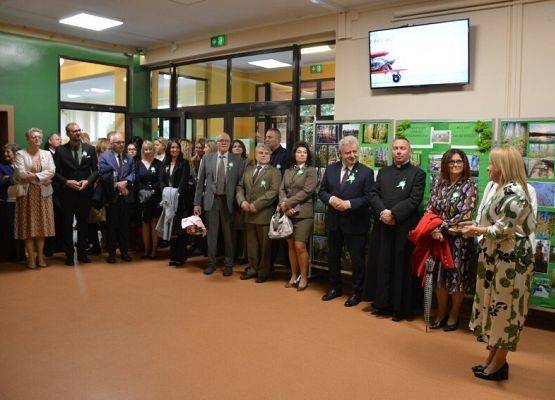 Grafika 48: Dzień Patrona Szkoły oraz Stulecie Lasów Państwowych