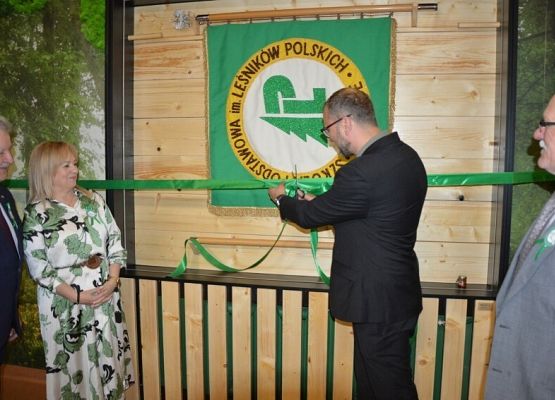 Grafika 58: Dzień Patrona Szkoły oraz Stulecie Lasów Państwowych