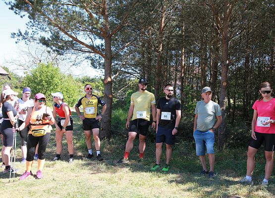 Grafika 3: "Rodzinny Bieg Leśnika" na 8 kilometrów przy Szkole Podstawowej w Leśnicach