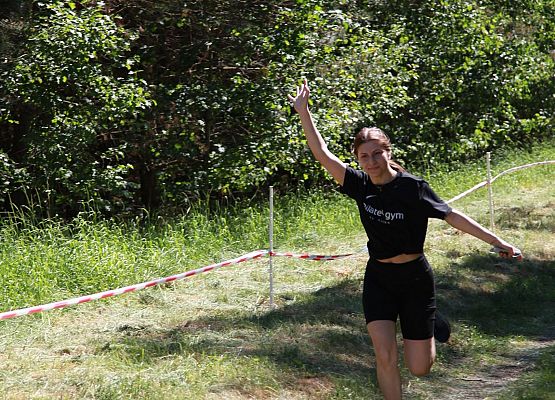 Grafika 277: "Rodzinny Bieg Leśnika" na 8 kilometrów przy Szkole Podstawowej w Leśnicach