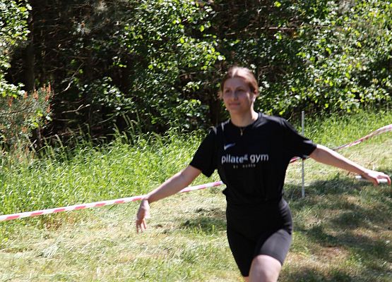 Grafika 280: "Rodzinny Bieg Leśnika" na 8 kilometrów przy Szkole Podstawowej w Leśnicach