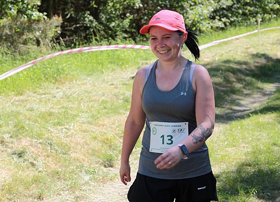 Grafika 283: "Rodzinny Bieg Leśnika" na 8 kilometrów przy Szkole Podstawowej w Leśnicach