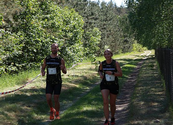 Grafika 377: "Rodzinny Bieg Leśnika" na 8 kilometrów przy Szkole Podstawowej w Leśnicach