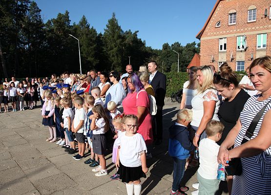 Grafika 9: UROCZYSTA INAUGURACJA ROKU SZKOLNGO 2024/2025