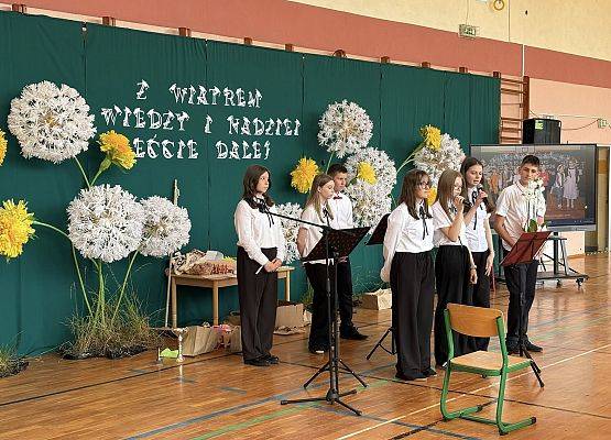 Grafika 18: Uroczyste zakończenie roku szkolnego klasy ósmej