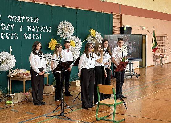 Grafika 20: Uroczyste zakończenie roku szkolnego klasy ósmej