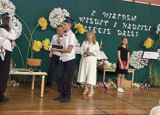 Grafika 32: Uroczyste zakończenie roku szkolnego klasy ósmej